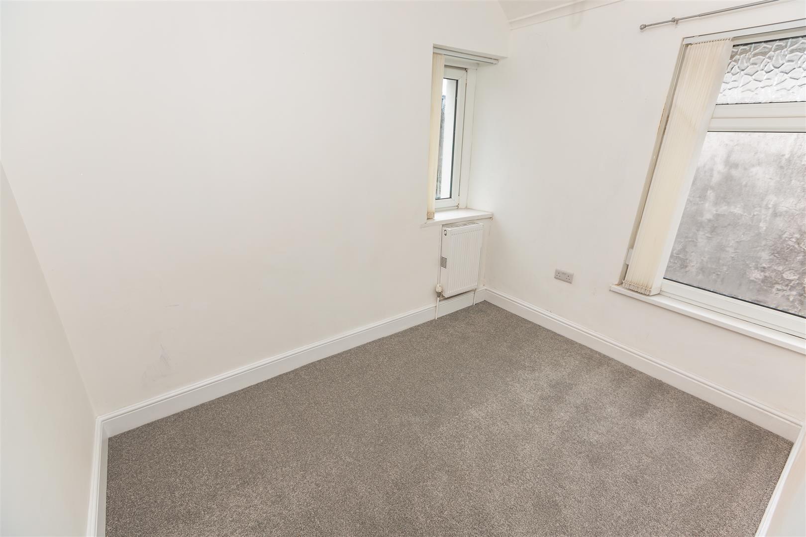 Robert Street, Manselton, Swansea, SA5 9NA